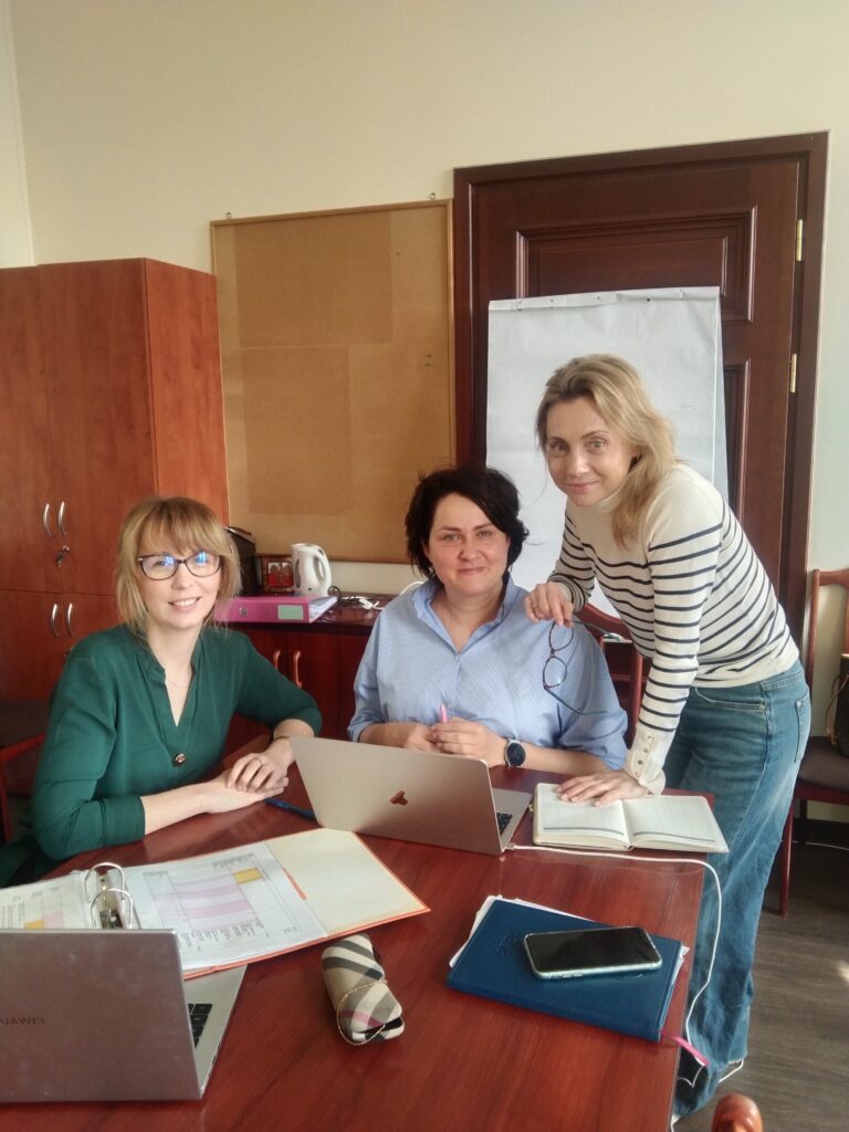 Zespół projektowy. Od lewej: dr Wioleta Hryniewicka-Filipkowska, dr Kamila Bezubik, dr Magdalena Kun-Buczko